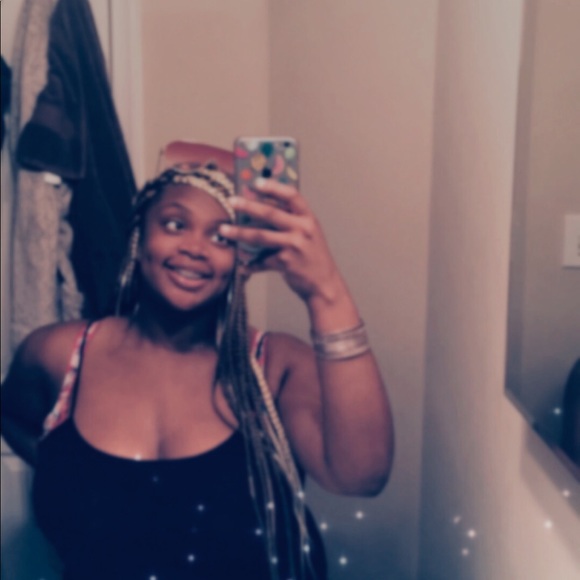 Meet your Posher, Bria - Picture 1 of 1